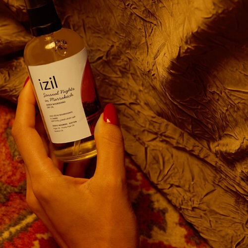Sensual Nights in Marrakech  Amber Nourishing Dry Oil image number null