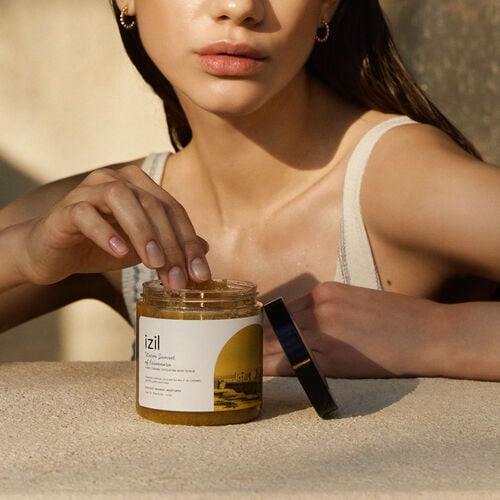 Warm Sunset of Essaouira  Honey Caramel Exfoliating Body Scrub image number null